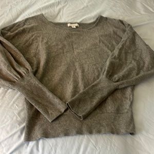 Cute gray lightweight sweater
